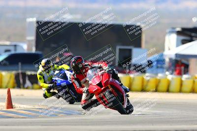 media/Feb-12-2022-SoCal Trackdays (Sat) [[3b21b94a56]]/Turn 2 (1045am)/